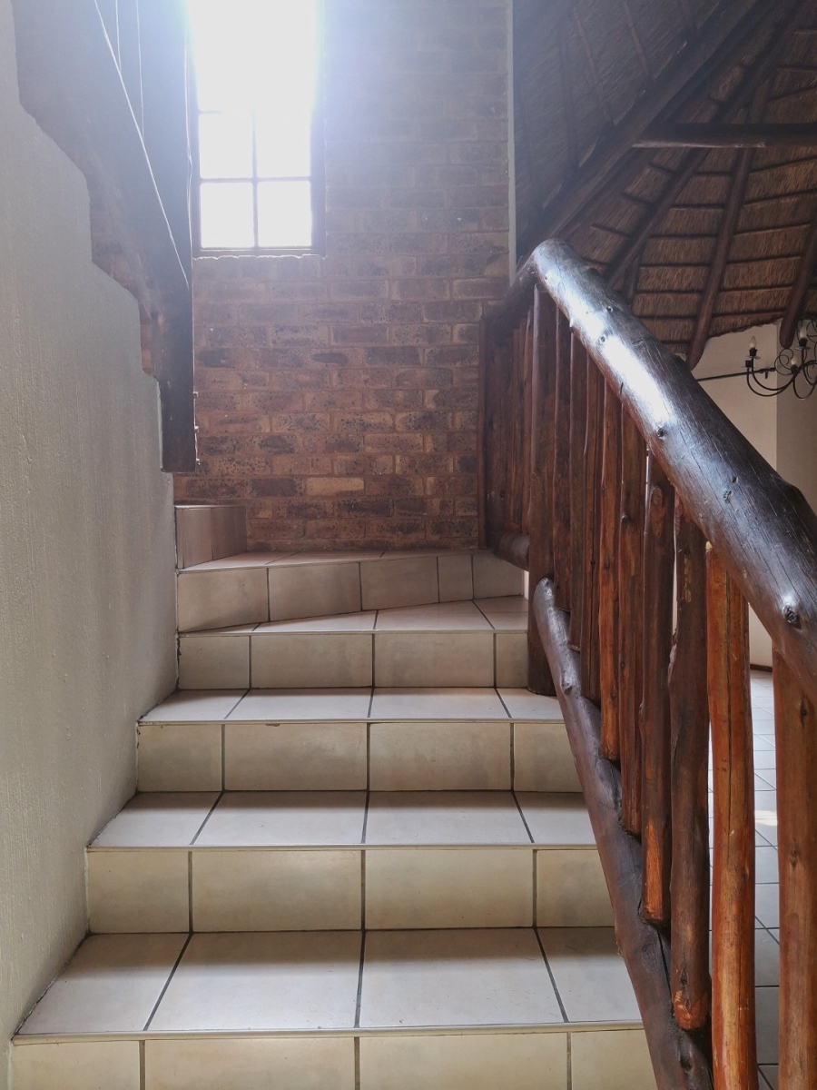 3 Bedroom Property for Sale in Dayanglen Gauteng