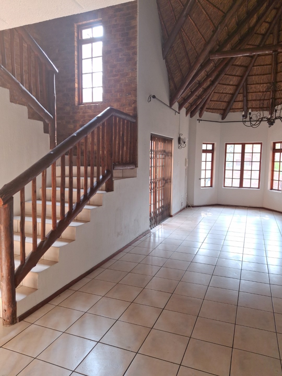 3 Bedroom Property for Sale in Dayanglen Gauteng