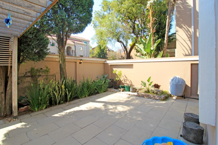 3 Bedroom Property for Sale in Pineslopes Gauteng