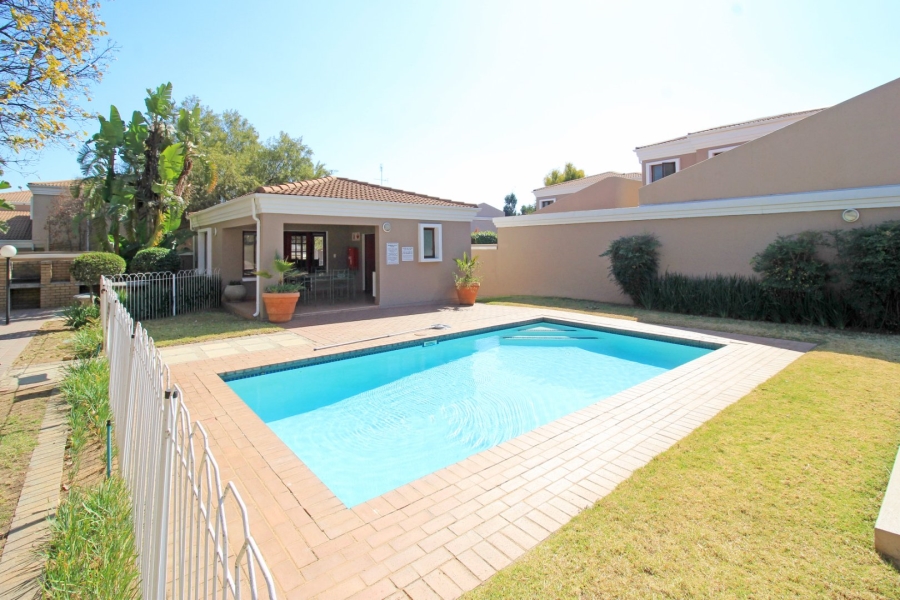 3 Bedroom Property for Sale in Pineslopes Gauteng