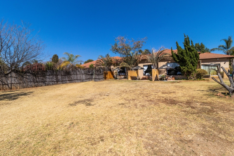 4 Bedroom Property for Sale in Zwavelpoort Gauteng