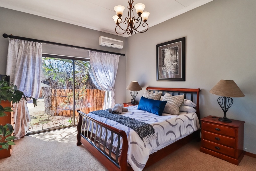 4 Bedroom Property for Sale in Zwavelpoort Gauteng