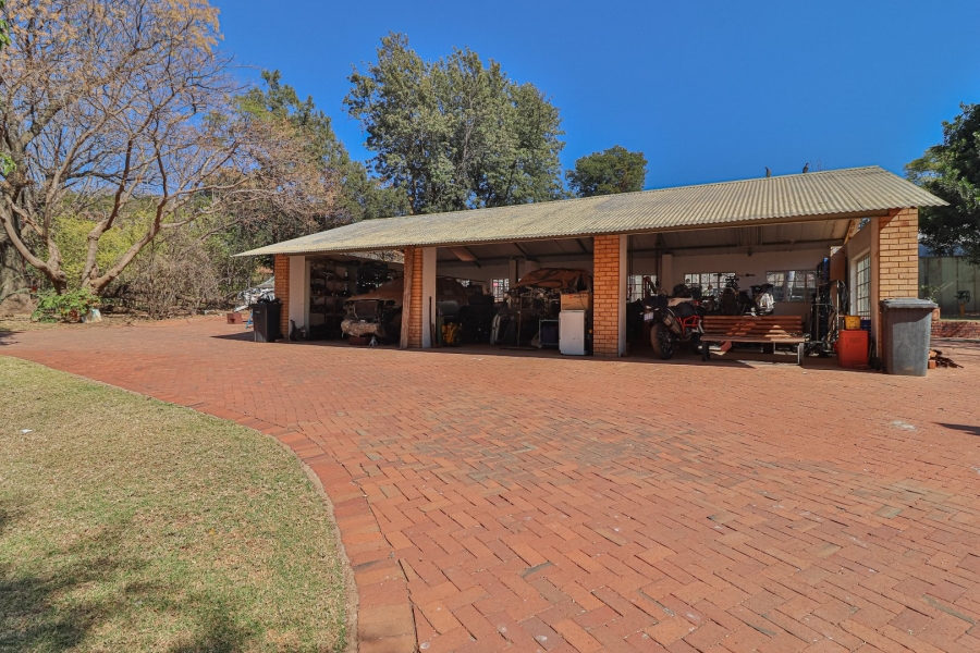 4 Bedroom Property for Sale in Shere Gauteng