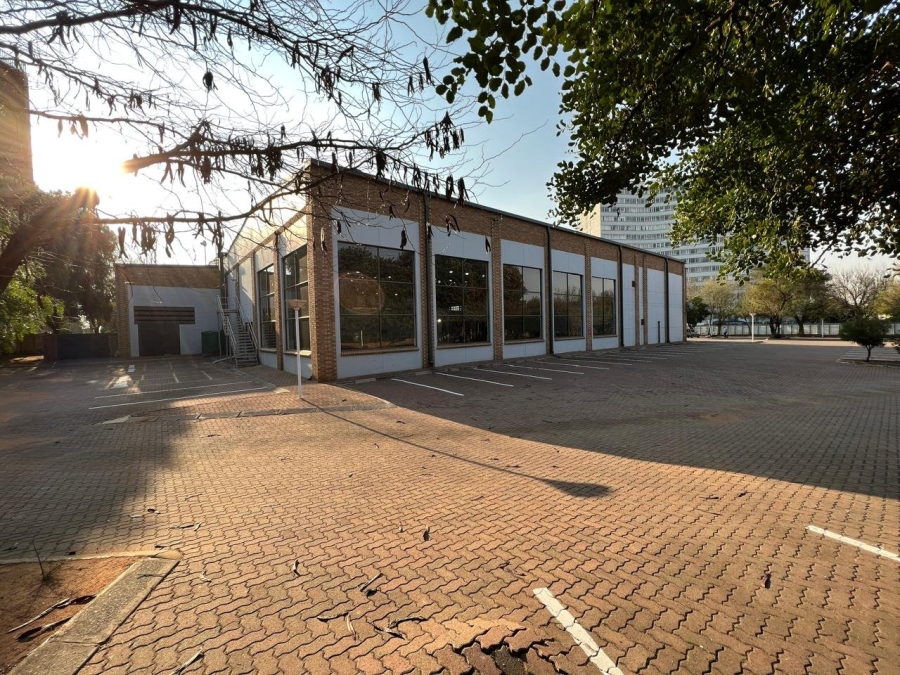 Commercial Property for Sale in Denlee Gauteng