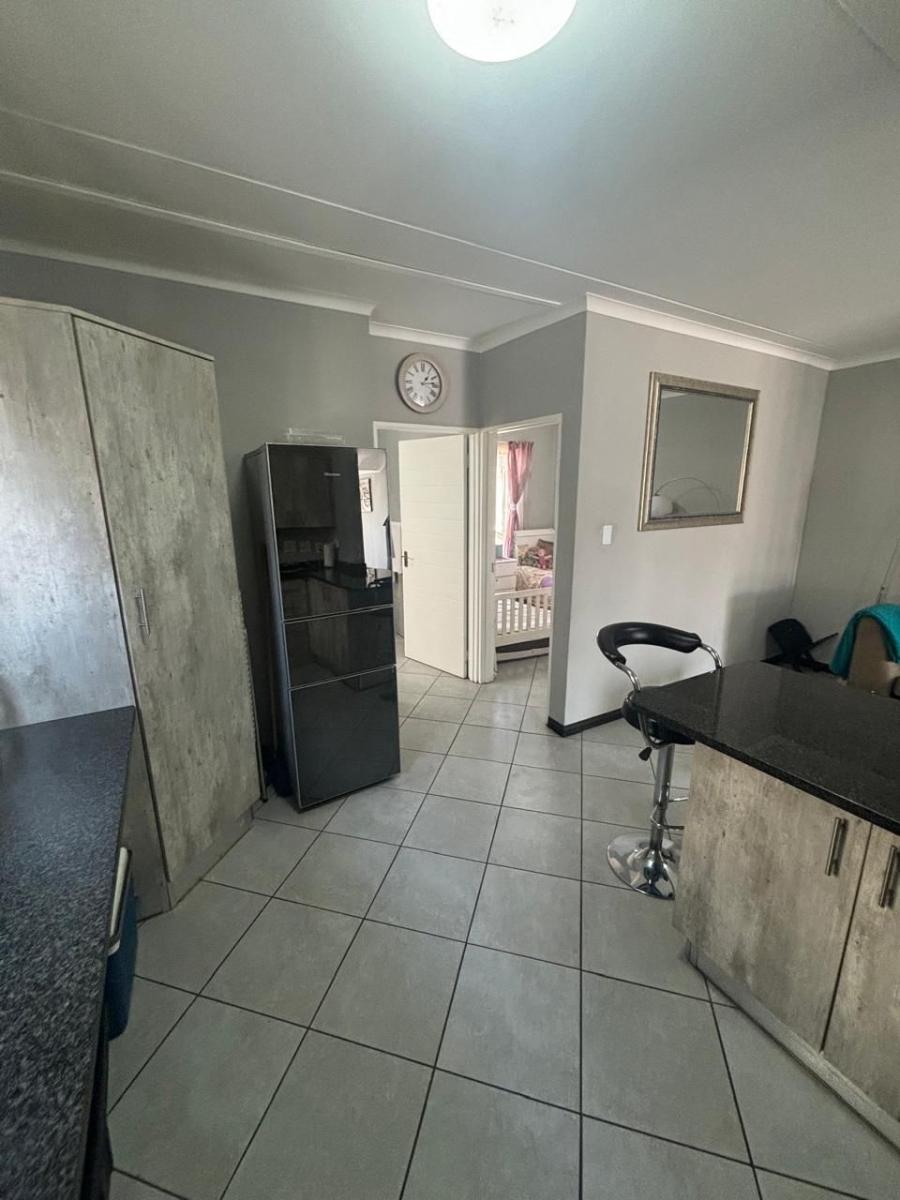 To Let 3 Bedroom Property for Rent in Norton Home Estate AH Gauteng