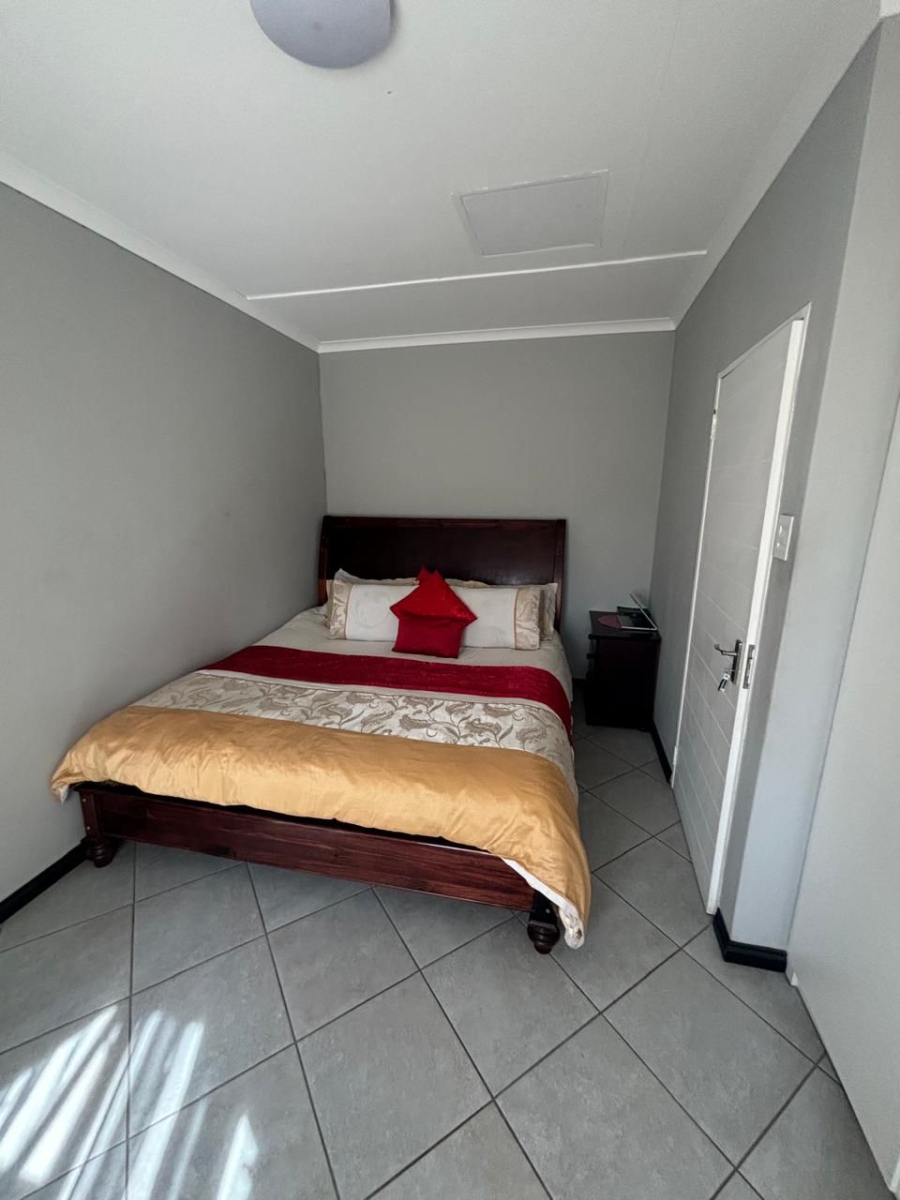 To Let 3 Bedroom Property for Rent in Norton Home Estate AH Gauteng