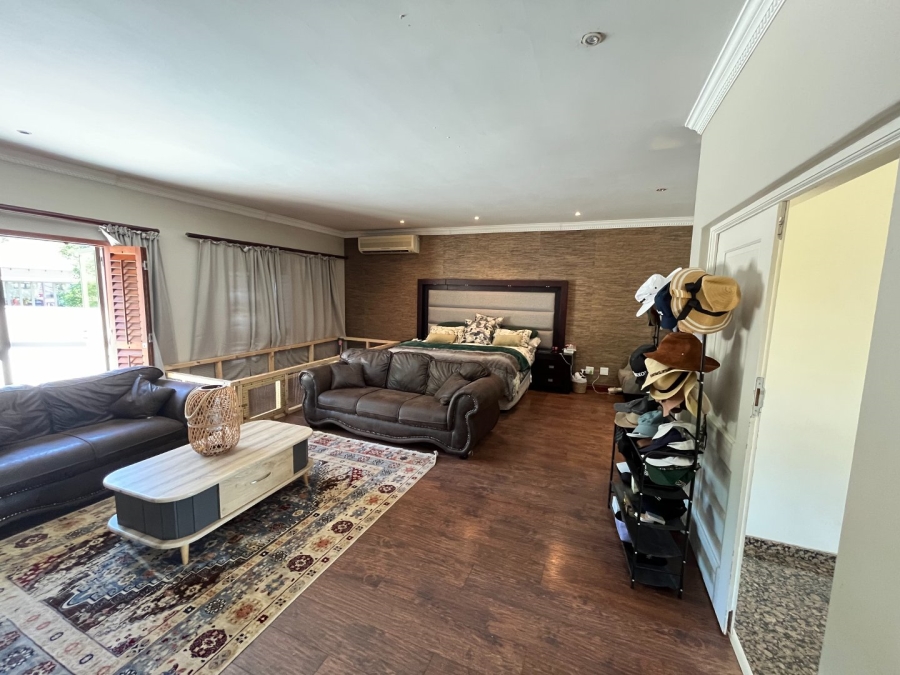 6 Bedroom Property for Sale in Mooikloof Equestrian Estate Gauteng