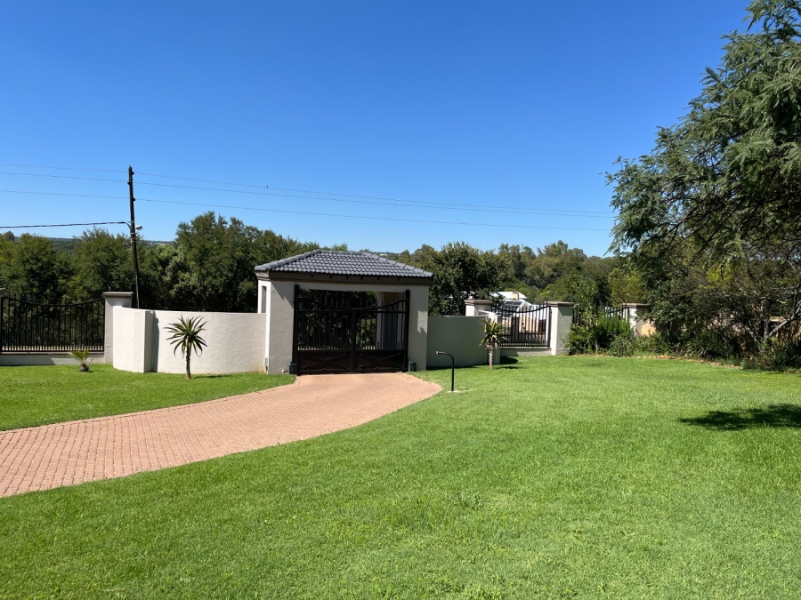 6 Bedroom Property for Sale in Mooikloof Equestrian Estate Gauteng