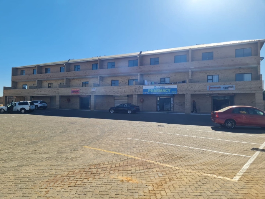 To Let 2 Bedroom Property for Rent in Lenasia Ext 10 Gauteng