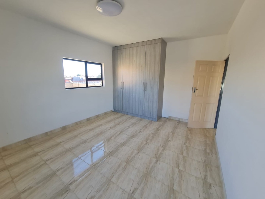 To Let 2 Bedroom Property for Rent in Lenasia Ext 10 Gauteng