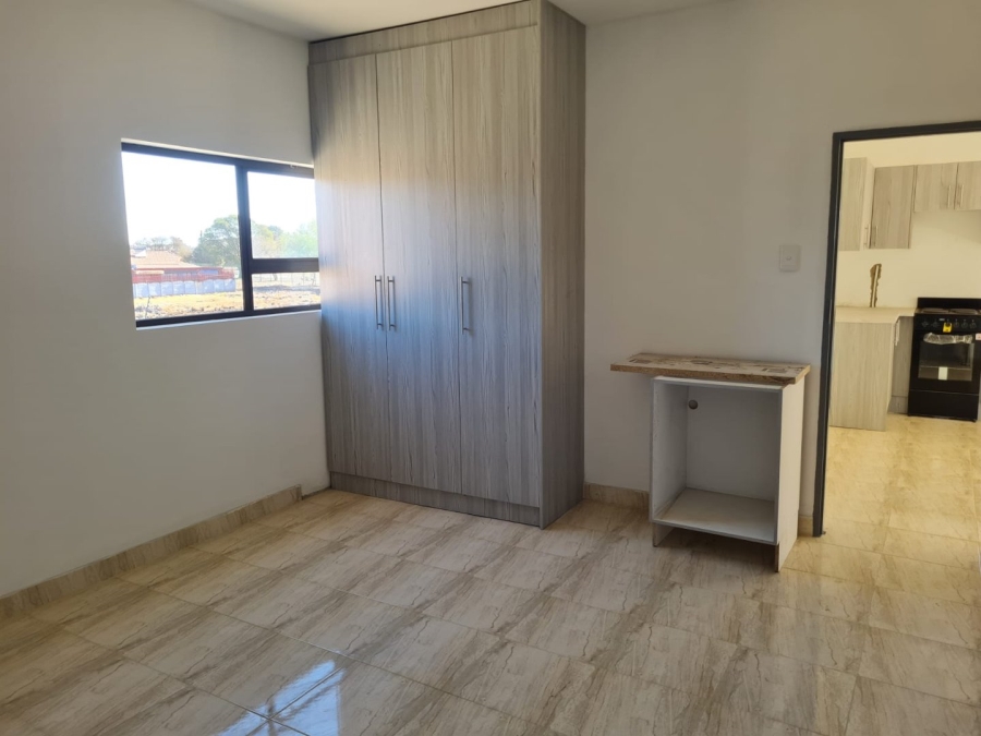 To Let 2 Bedroom Property for Rent in Lenasia Ext 10 Gauteng