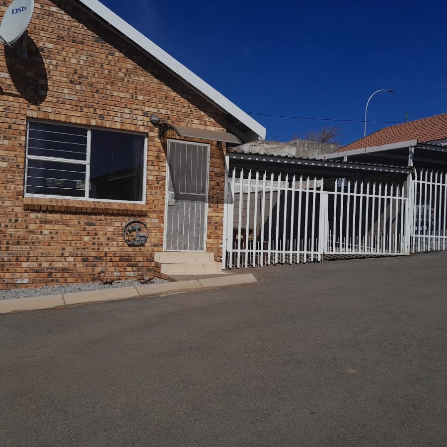 2 Bedroom Property for Sale in Randgate Gauteng