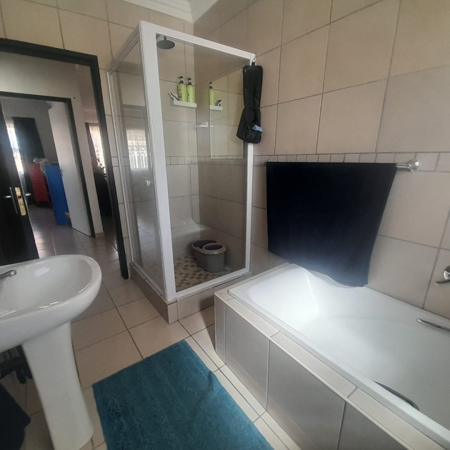 2 Bedroom Property for Sale in Randgate Gauteng