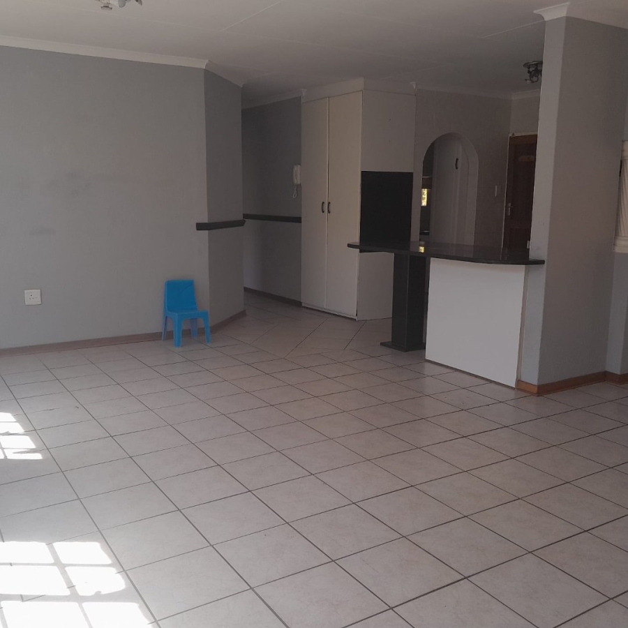 3 Bedroom Property for Sale in Helikonpark Gauteng