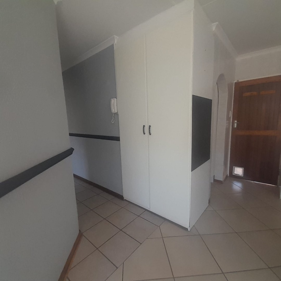 3 Bedroom Property for Sale in Helikonpark Gauteng