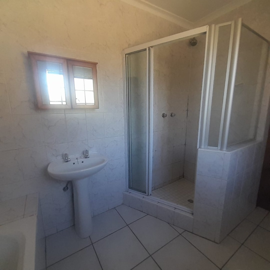 3 Bedroom Property for Sale in Helikonpark Gauteng