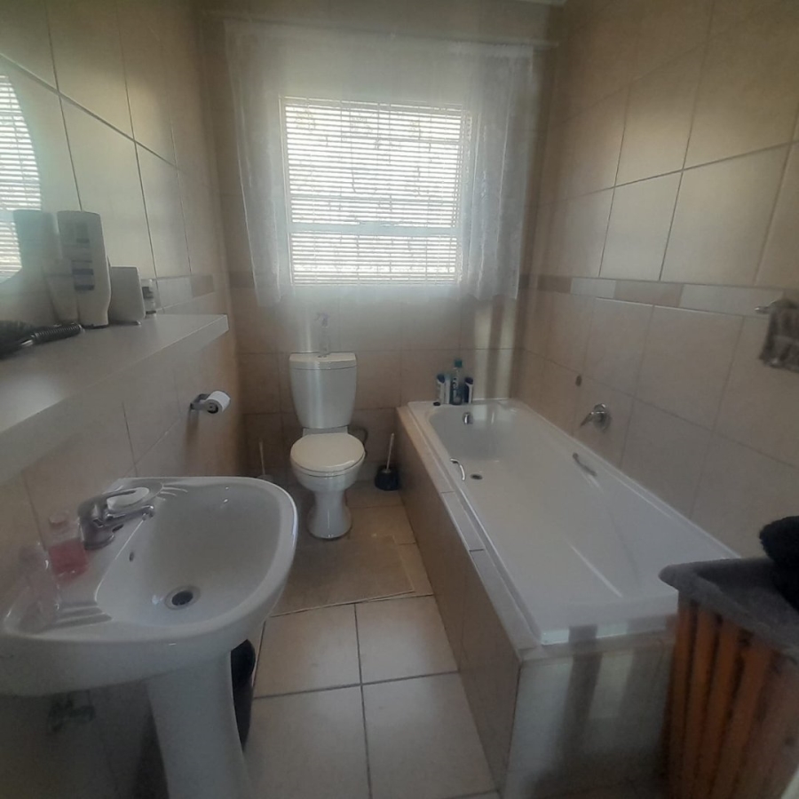 2 Bedroom Property for Sale in Randgate Gauteng