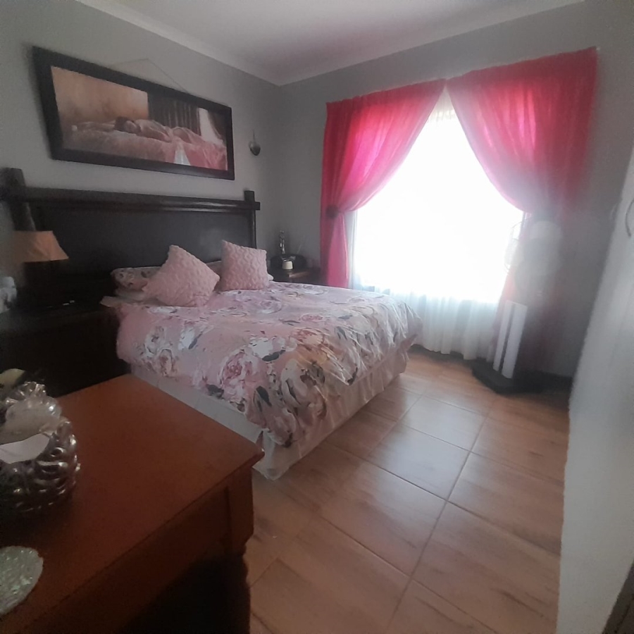 3 Bedroom Property for Sale in Greenhills Gauteng