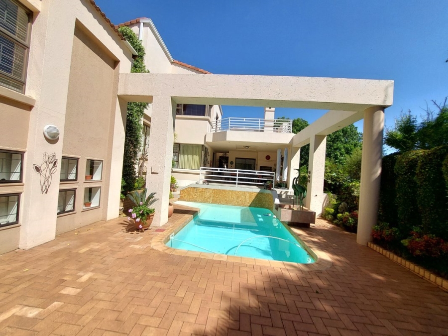 4 Bedroom Property for Sale in Bedfordview Gauteng