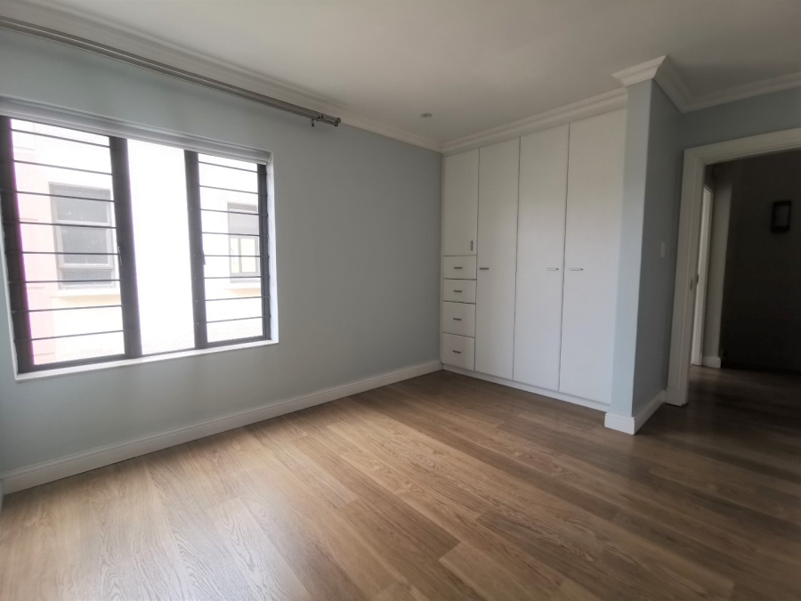 To Let 4 Bedroom Property for Rent in Bedford Gardens Gauteng