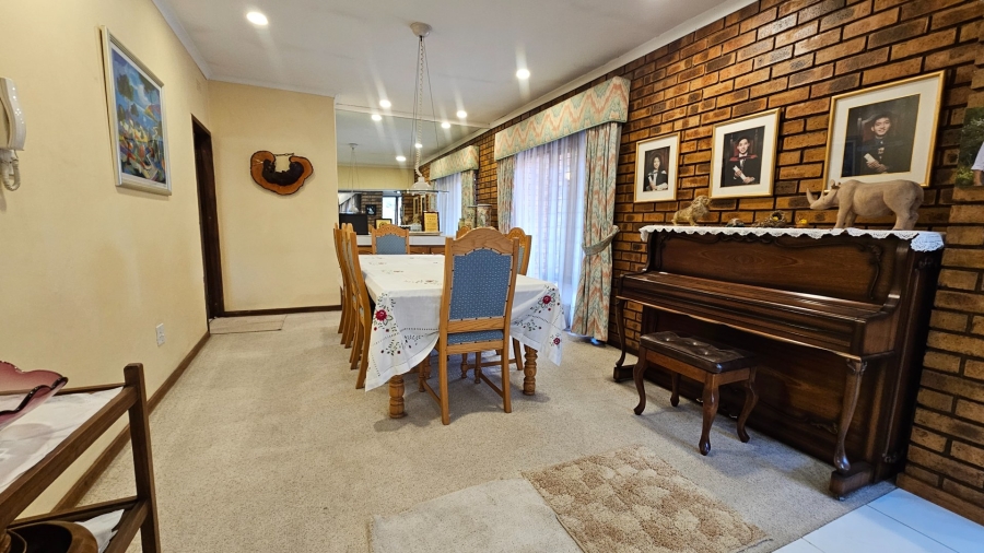 4 Bedroom Property for Sale in Oriel Gauteng