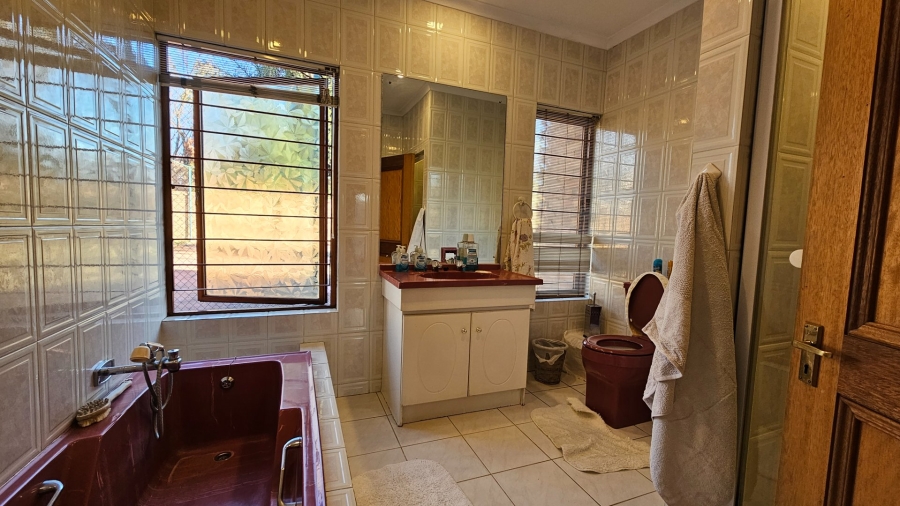 4 Bedroom Property for Sale in Oriel Gauteng