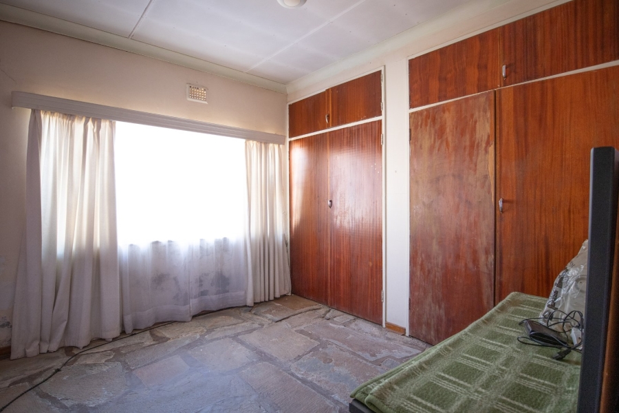 5 Bedroom Property for Sale in Grootvaly AH Gauteng