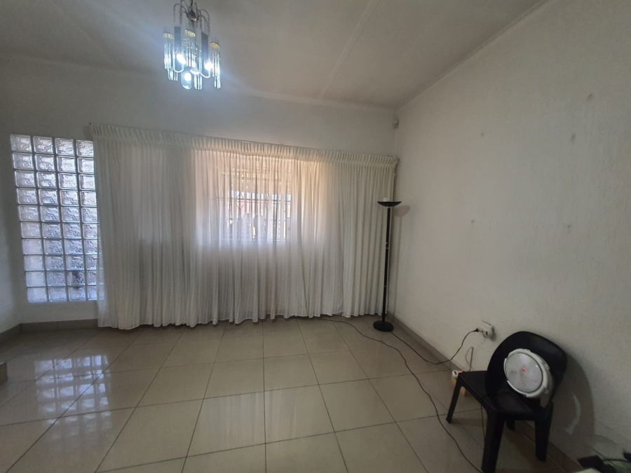 3 Bedroom Property for Sale in Roodepoort Central Gauteng