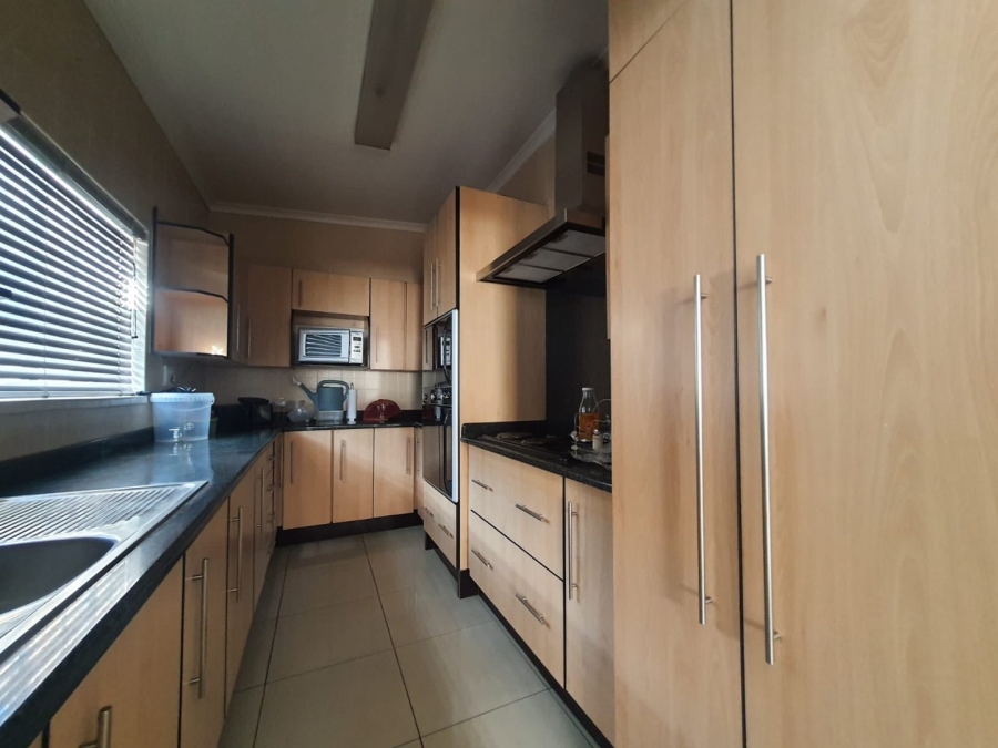 3 Bedroom Property for Sale in Roodepoort Central Gauteng