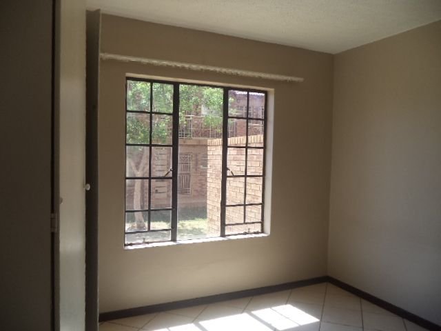 To Let 2 Bedroom Property for Rent in Wonderpark Estate Gauteng