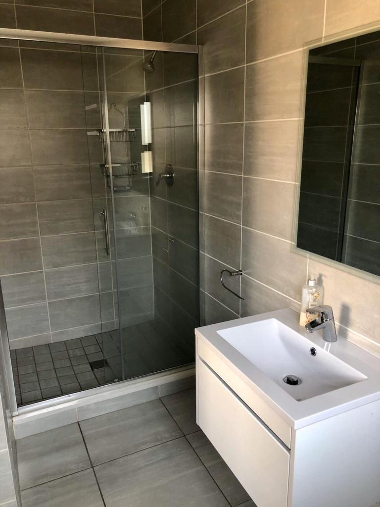 1 Bedroom Property for Sale in Waterfall Gauteng