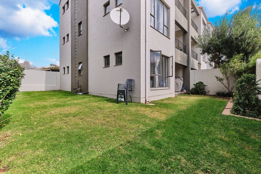 2 Bedroom Property for Sale in Lonehill Gauteng