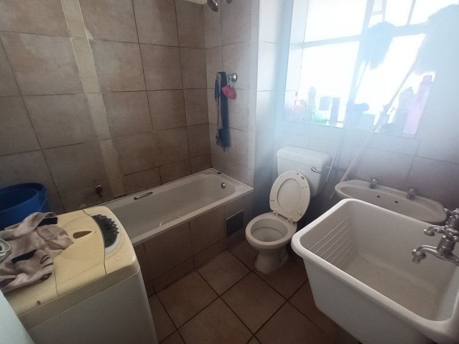 2 Bedroom Property for Sale in Sunnyside Gauteng