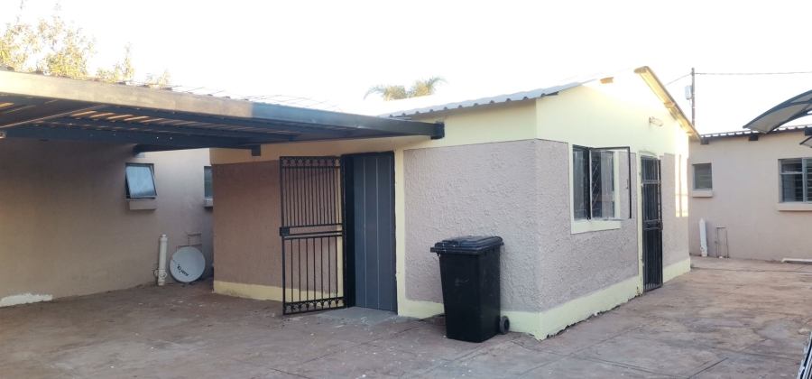 12 Bedroom Property for Sale in Soshanguve South Ext 4 Gauteng