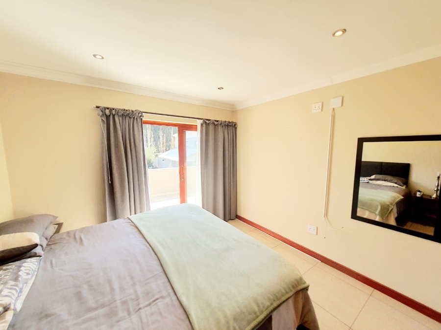 2 Bedroom Property for Sale in Olympus AH Gauteng