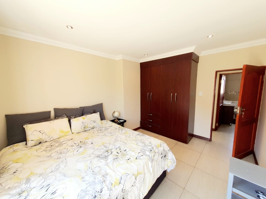 2 Bedroom Property for Sale in Olympus AH Gauteng