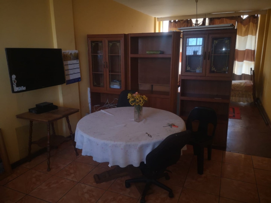 1 Bedroom Property for Sale in Lorentzville Gauteng