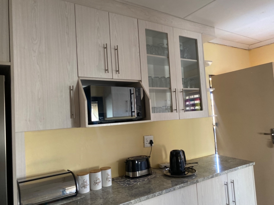 3 Bedroom Property for Sale in Geluksdal Gauteng