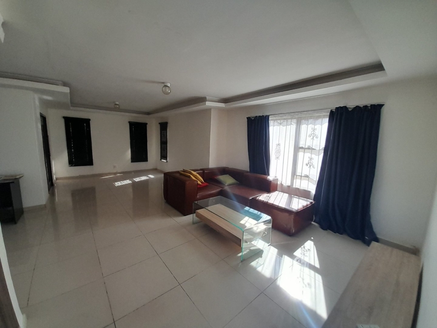 3 Bedroom Property for Sale in Blue Hills Gauteng