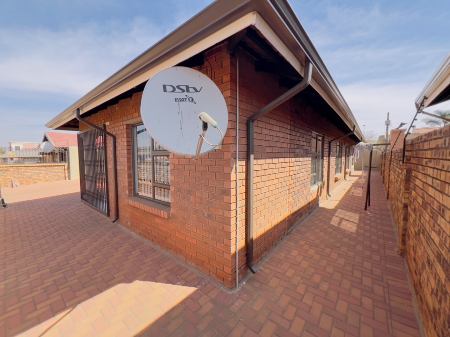 3 Bedroom Property for Sale in Vosloorus Gauteng