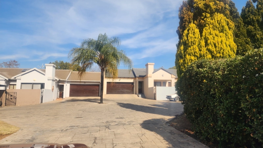 3 Bedroom Property for Sale in Thatchfield Glen Gauteng