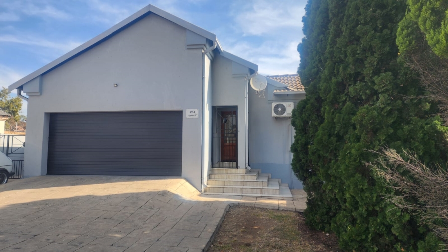 3 Bedroom Property for Sale in Thatchfield Glen Gauteng