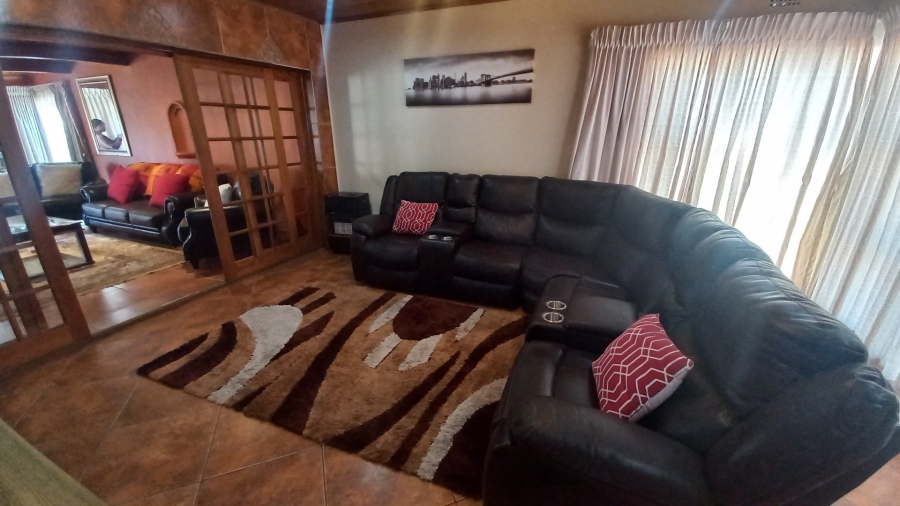 3 Bedroom Property for Sale in Witpoortjie Gauteng