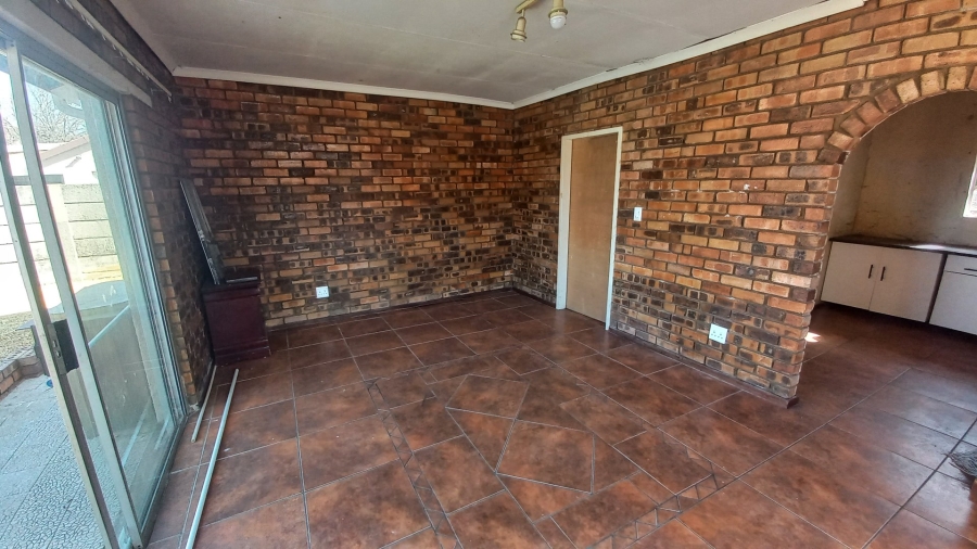 3 Bedroom Property for Sale in Witpoortjie Gauteng