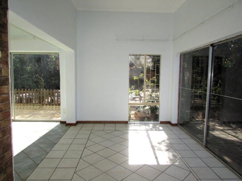 To Let 3 Bedroom Property for Rent in Garsfontein Gauteng