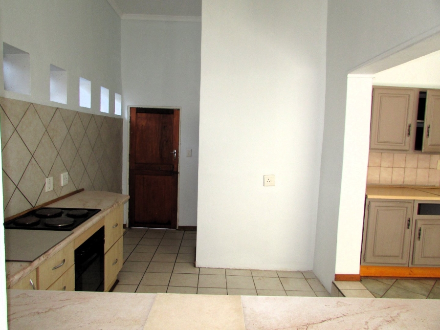 To Let 3 Bedroom Property for Rent in Garsfontein Gauteng