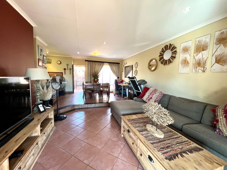 3 Bedroom Property for Sale in Mooikloof Ridge Gauteng