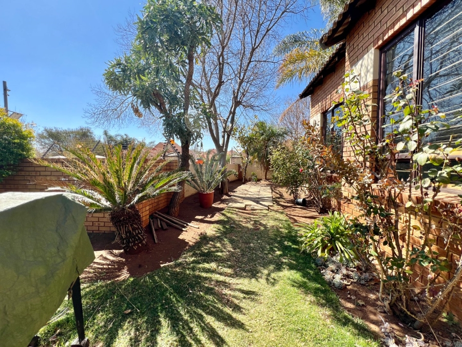 3 Bedroom Property for Sale in Mooikloof Ridge Gauteng