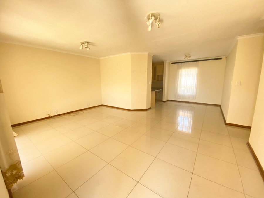 3 Bedroom Property for Sale in Noordwyk Gauteng