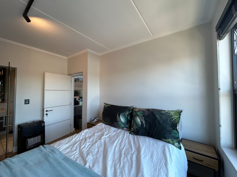 1 Bedroom Property for Sale in Sandringham Gauteng